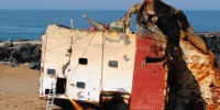 Démantèlement du cargo Luno échoué sur la plage à Anglet (re-suite)
