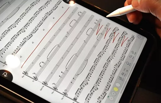 Lecture et annotation de partitions sur tablette avec Piascore, stylet et interface de lecteur de partitions numérique